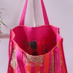 Women's Everyday Market Handbag Pink Tiger Quilted Bag - Image 6