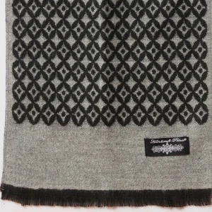 Women's Gray Diamond Wool Muffler Winter Scarves - Image 8