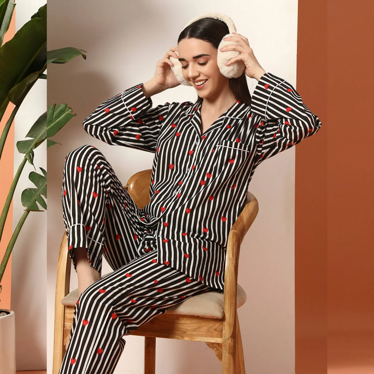 womens-summer-cotton-night-pajama-set-black-striped-print 14 (7)