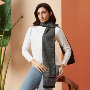Women's Winter Warm Indian Made Gray Abstract Wool Scarves - Image 3