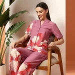 Women Purple Floral Print Cotton Kurta with Pant - Image 2