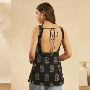 Women Cotton Black Paisley Sleeveless Kurti Square Neck Top - Image 7