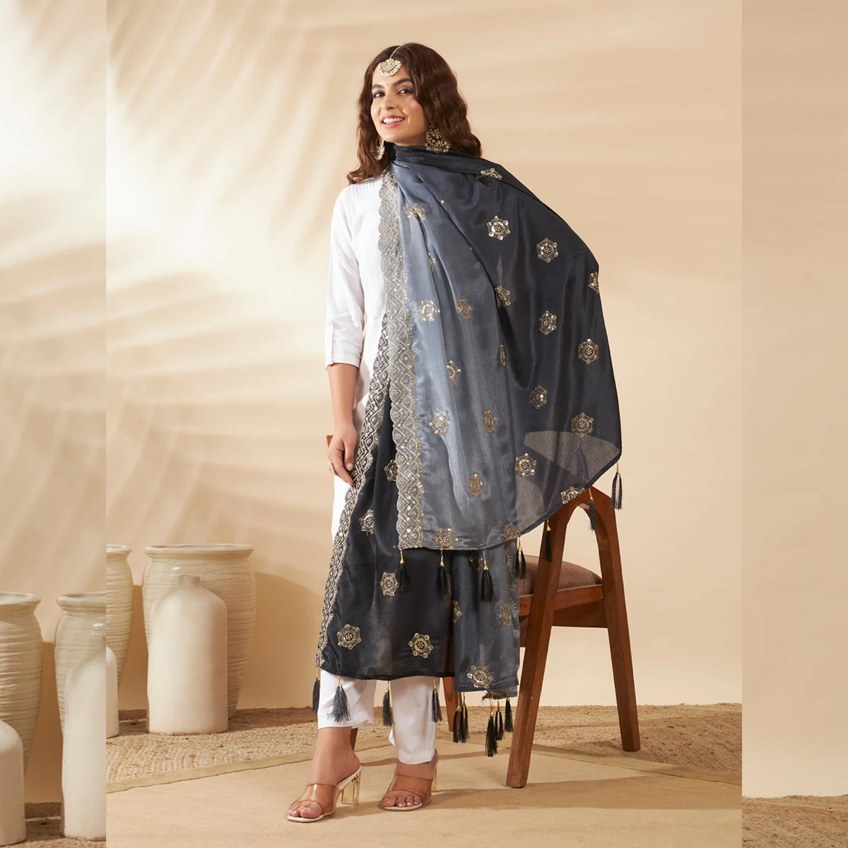 luxury-ethnic-dupatta-black-gray-dual-tone-chinnon-with-sequin-work-stole DCS-72 (4)