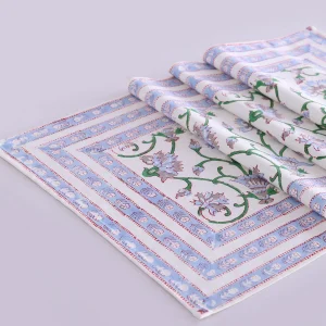 Handmade White Cotton Floral Table Runner for Farmhouse Dining Decor - Image 3