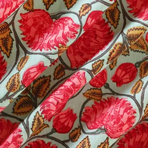 5 Yard Cotton Fabric Green Red Floral Lotus Pattern - Image 3