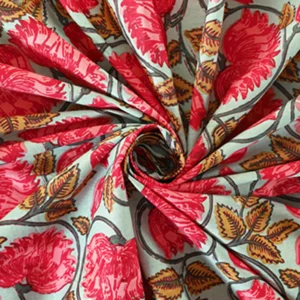 5 Yard Cotton Fabric Green Red Floral Lotus Pattern - Image 4